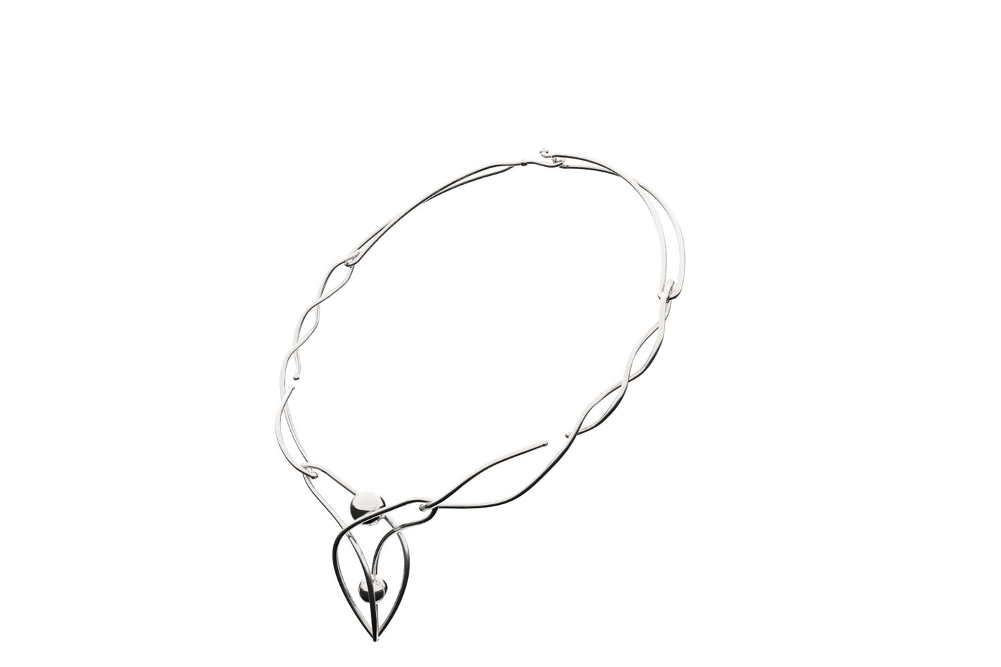 Linear necklace